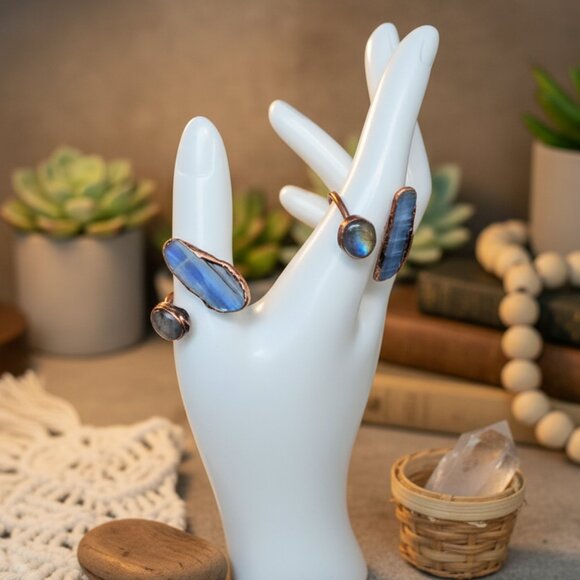 🆕️Boho Chic Labradorite & Kyanite Adjustable Ring | Handmade Statement - Picture 5 of 16